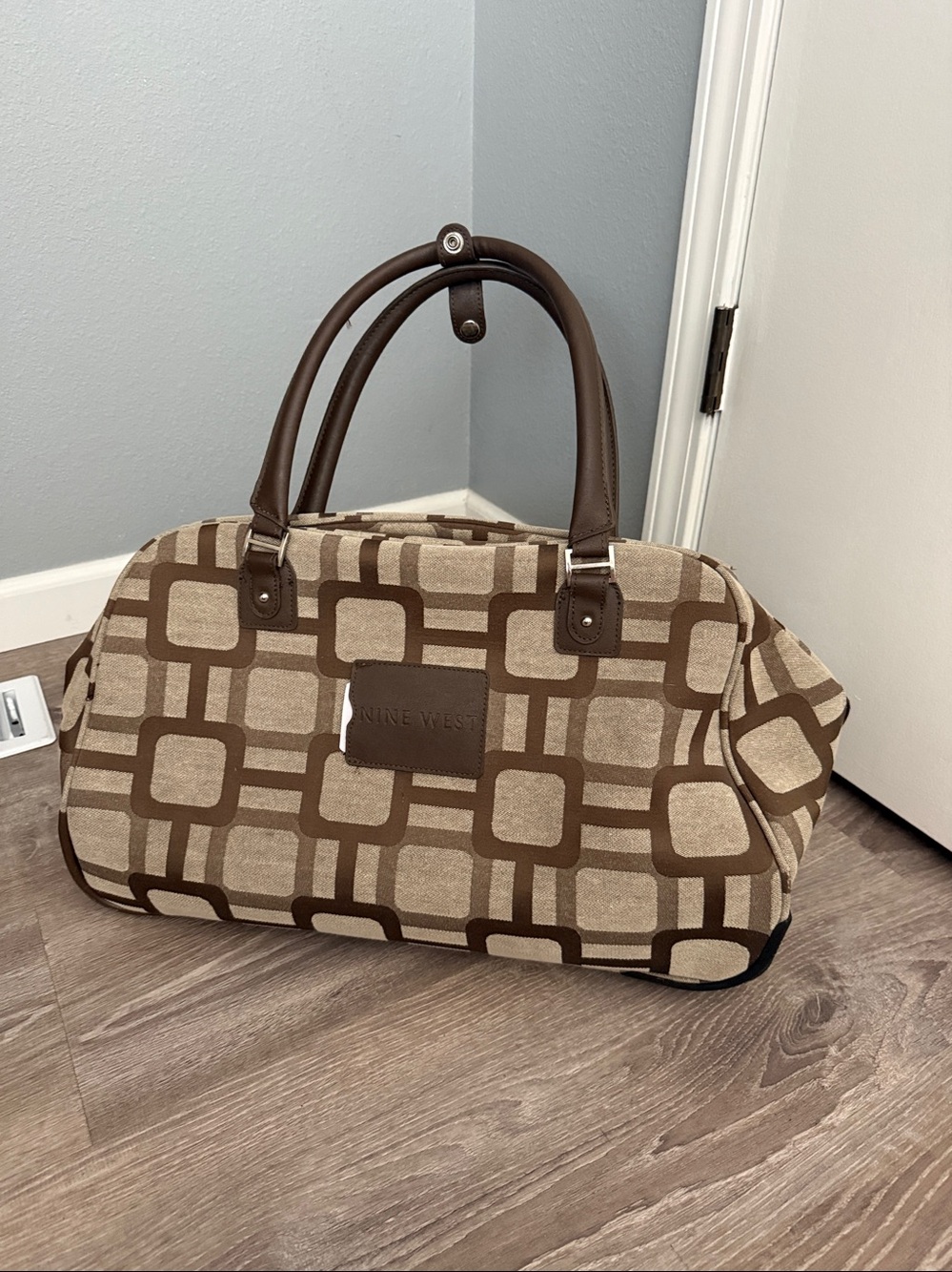 Vintage Nine West Randa Rolling Wheeled Large Duffle Bag Carry On Luggage
